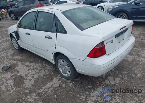 2007 Ford Focus S/Se/Ses from USA, damaged, VIN 1FAHP34N17W138083